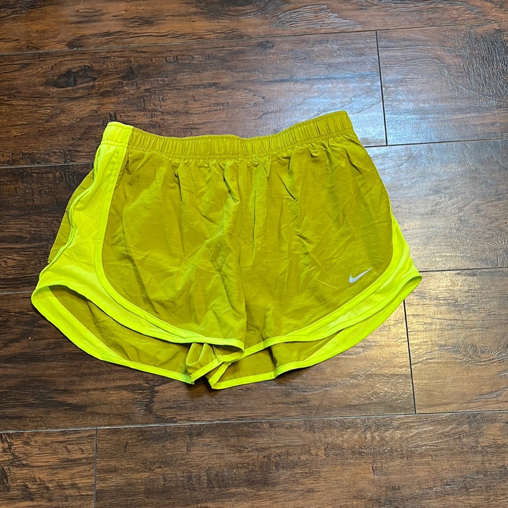 NWT Nike Dri Fit